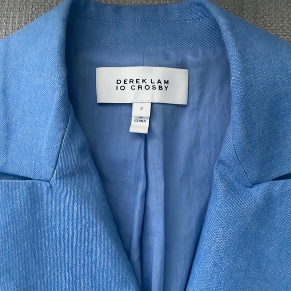 Blazer - Picture 2 of 6